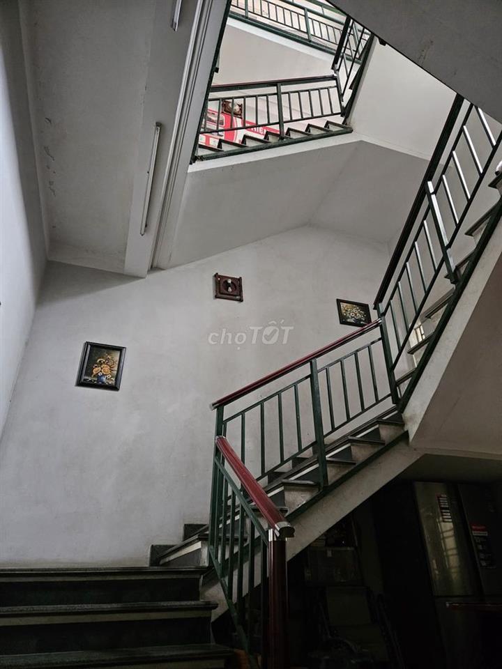 mời thuê , 720m2 mặt tiền 15m Mặt đường Hùng Vương Hp