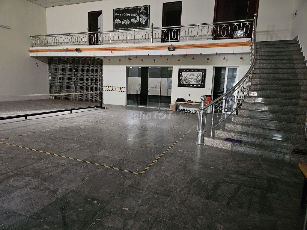 mời thuê , 720m2 mặt tiền 15m Mặt đường Hùng Vương Hp
