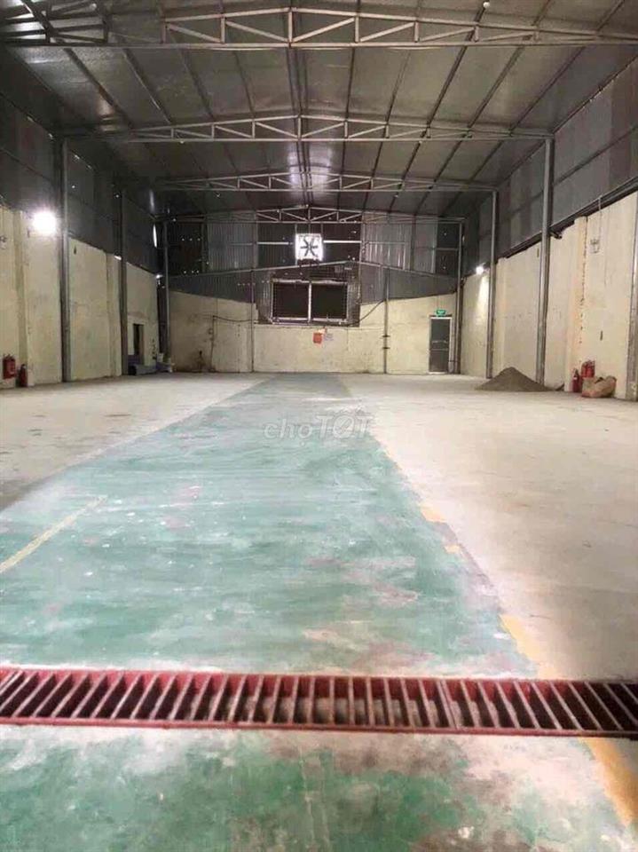 Cần cho thuê nhà xưởng mặt đường bến xe miền tây kiến an