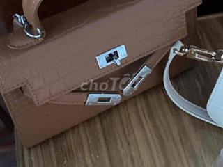 Mặt đường đông phong , Giá ban 75tr/1m2