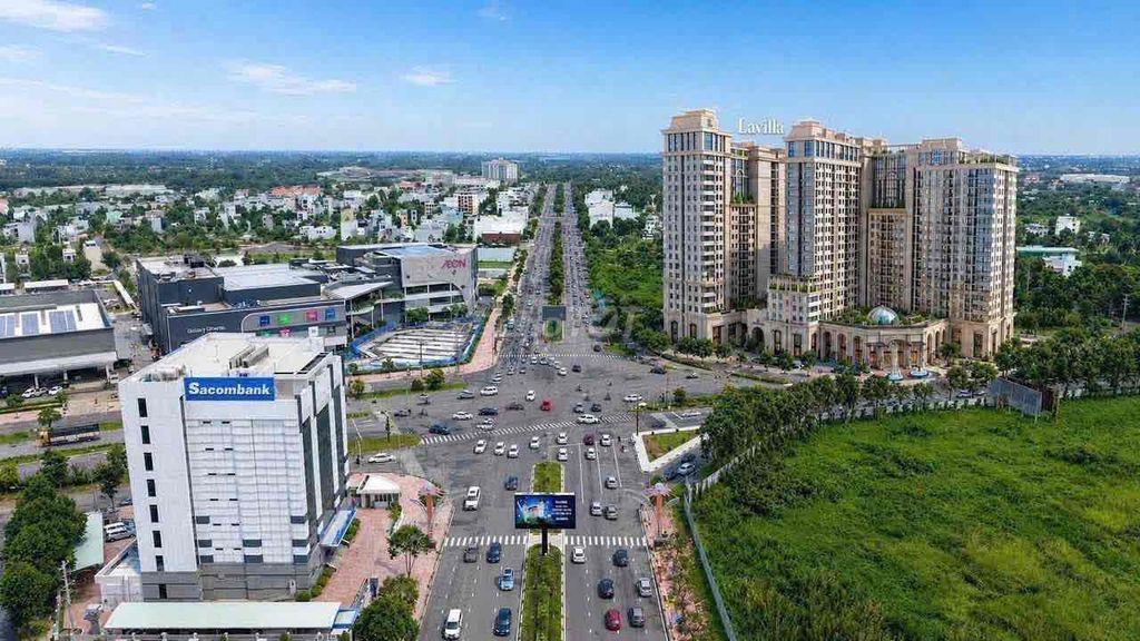 Cần bán căn chung cư nằm ngay mặt tiền Quốc Lộ 1A- Hùng Vương giá rẻ.