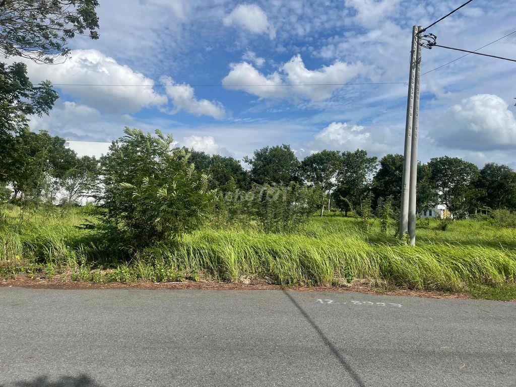 Cần bán gấp đất đường số 4 khu Đồng Tâm Green City. giá 3,6tỷ.