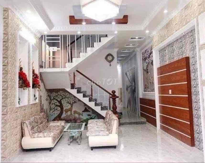 BÁN NHÀ 1 TRỆT 1 LẦU ĐƯỜNG TL 826