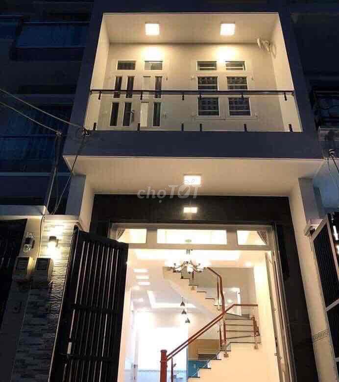 BÁN GẤP NHÀ ĐƯỜNG TL826.