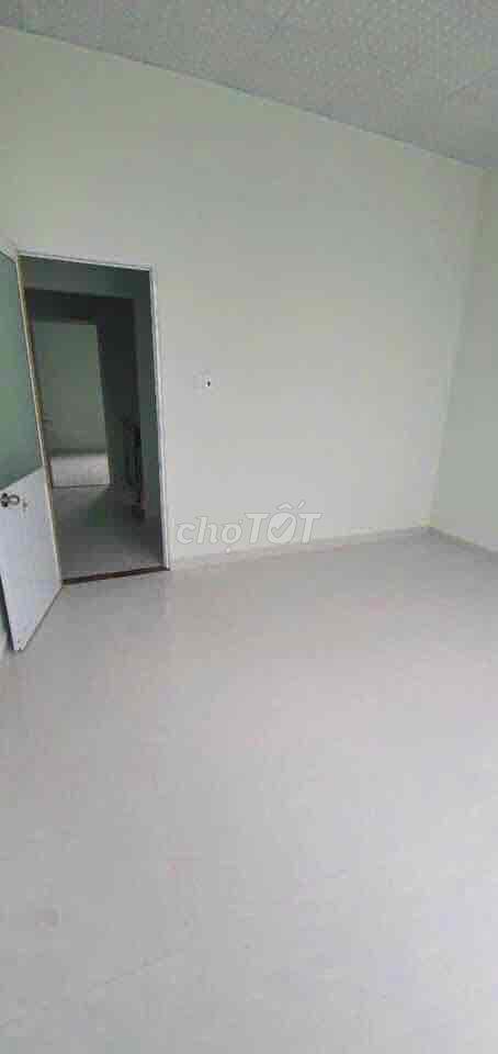 BÁN NHÀ ĐƯỜNG TỈNH LỘ 826 - SHR