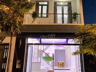 BÁN NHÀ 1 TRỆT 1 LẦU