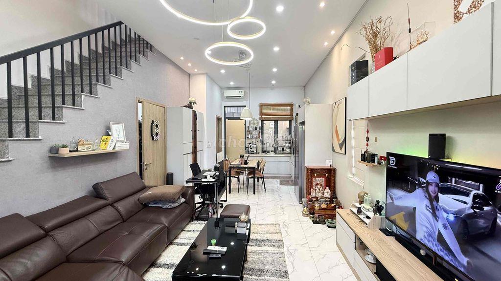 Nhà đầy đủ nội thất vào ở ngay