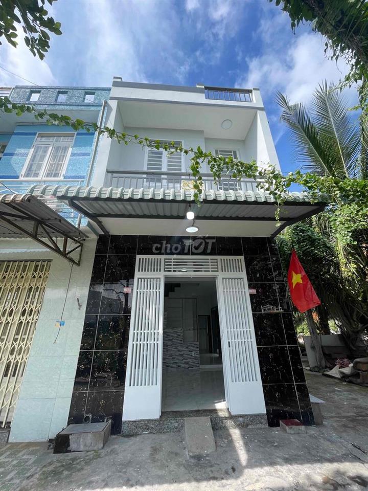 Nhà 1 lầu căn góc 2mt, SHR 3PN, gần càu Ông Thìn