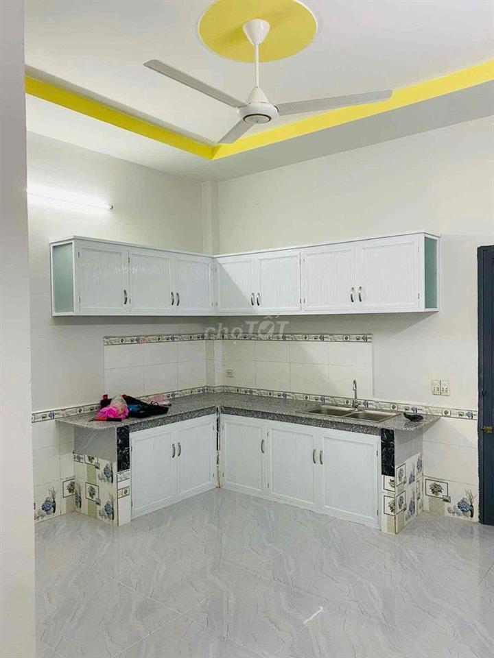 Bán nhà mặt tiền gần chợ Hưng Long, An Phú Tây