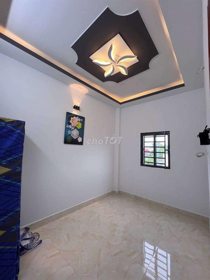 Nhà mặt tiền kinh doanh Ngã 3 Tân Kim QL50