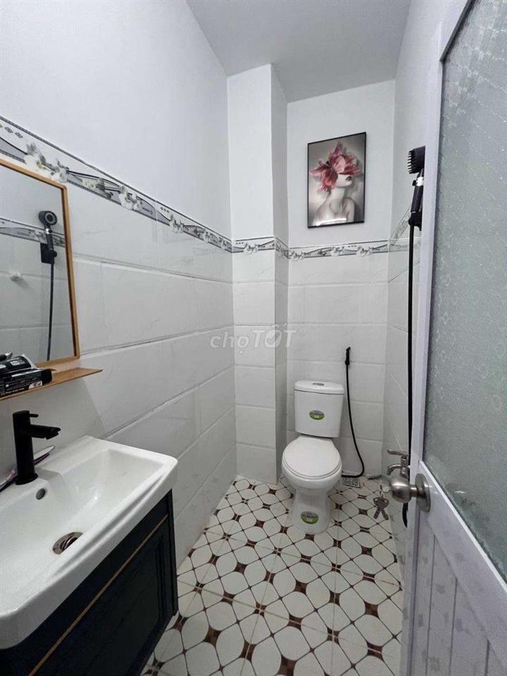 Nhà mặt tiền kinh doanh Ngã 3 Tân Kim QL50