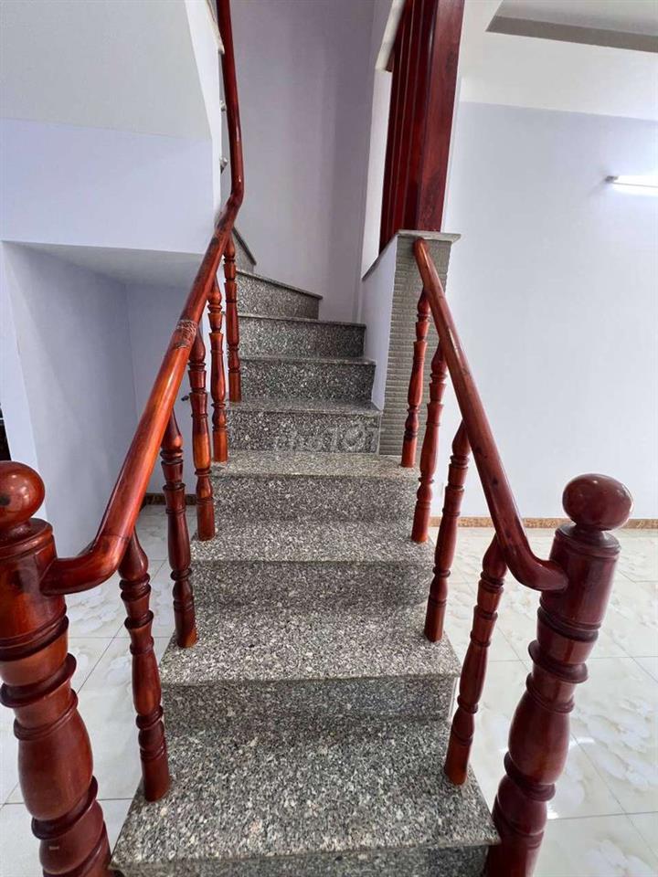 Nhà full nội thất ngay Ngã 3 Tân Kim hẻm xe hơi Quốc Lộ 50