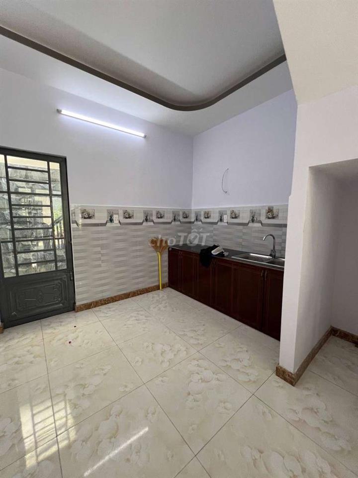 Nhà full nội thất ngay Ngã 3 Tân Kim hẻm xe hơi Quốc Lộ 50