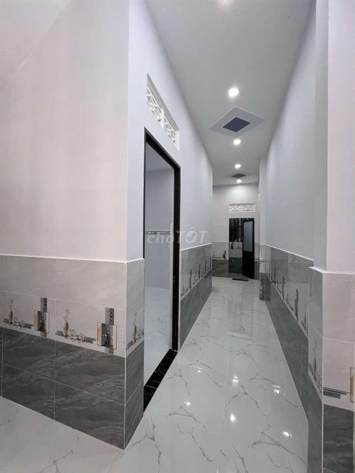 nhà mới ngay Ngã 3 Tân Kim QL50 5x16m 4PN 2WC