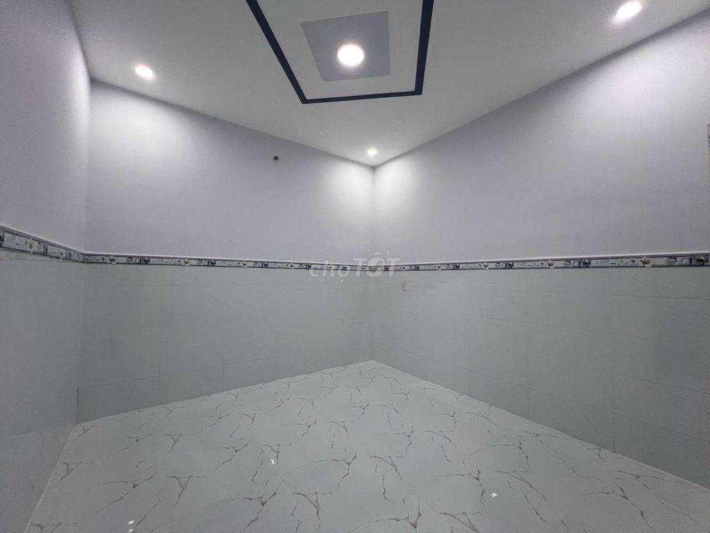 nhà mới ngay Ngã 3 Tân Kim QL50 5x16m 4PN 2WC