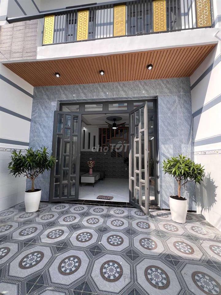 nhà mới ngay Ngã 3 Tân Kim QL50 5x16m 4PN 2WC