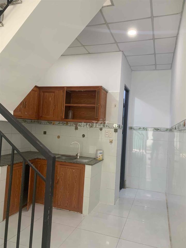nhà bán 32m (4x8) tại khu dân cư hoàng gia Mỹ hạnh nam Trần Anh