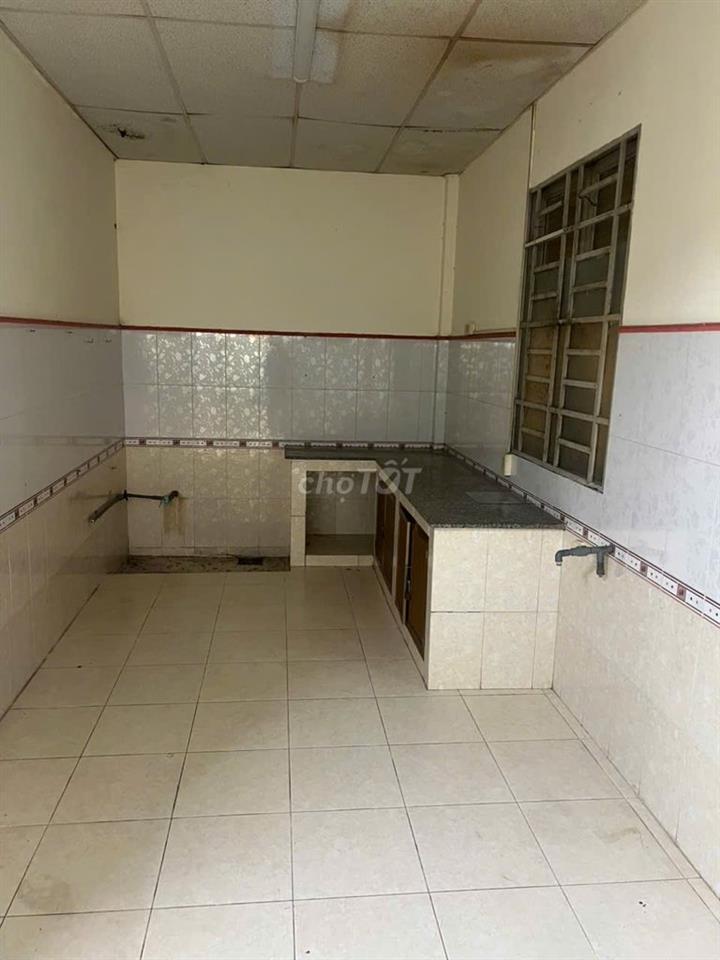 Bán Xưởng Mặt Tiền Đường Đỗ Tường Phong - Trường THPT Nguyễn Thông