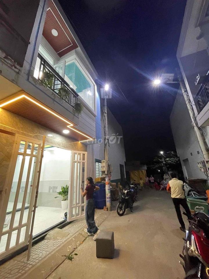 Nhà Mỹ Hạnh Nam 4x11 bán 465Triệu giáp Hóc Môn