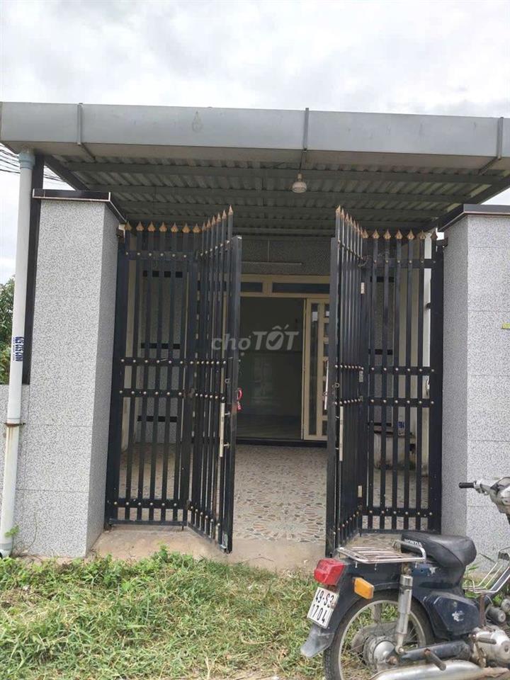 bán nhà và dất nở hậu