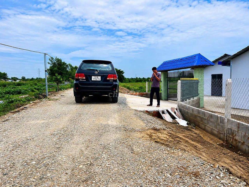 chỉ 599tr sở hữu nhà vườn view kênh cực đẹp