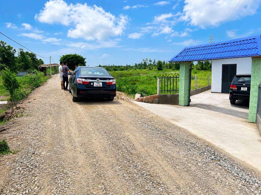 chỉ 599tr sở hữu nhà vườn view kênh cực đẹp