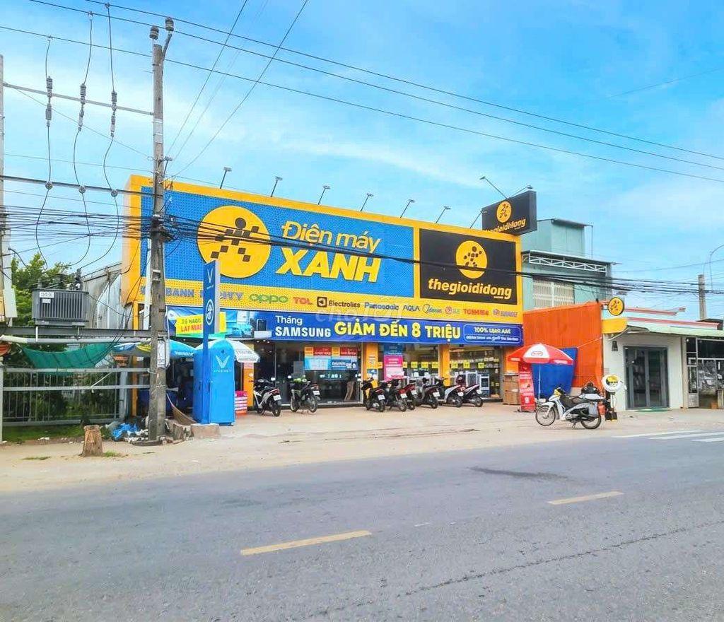 Nhà mới xây 140m² đất thổ nở hậu cực đẹp chỉ 1.9 tỷ