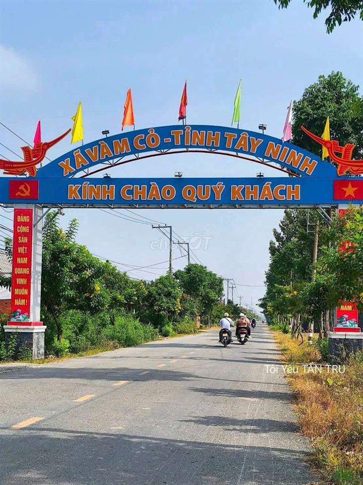 Bán lỗ, 140m2 đất thổ cư 5x 30m đường ô tô, chỉ 419tr