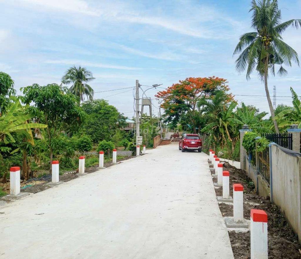 Hàng Vip, chỉ 590tr sở hữu 150m2 đất thổ góc 2 mặt tiền