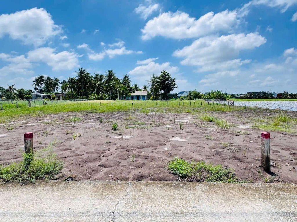 Hàng Vip, 170m2 đất thổ cư đối diện trường học Võ văn Mùi