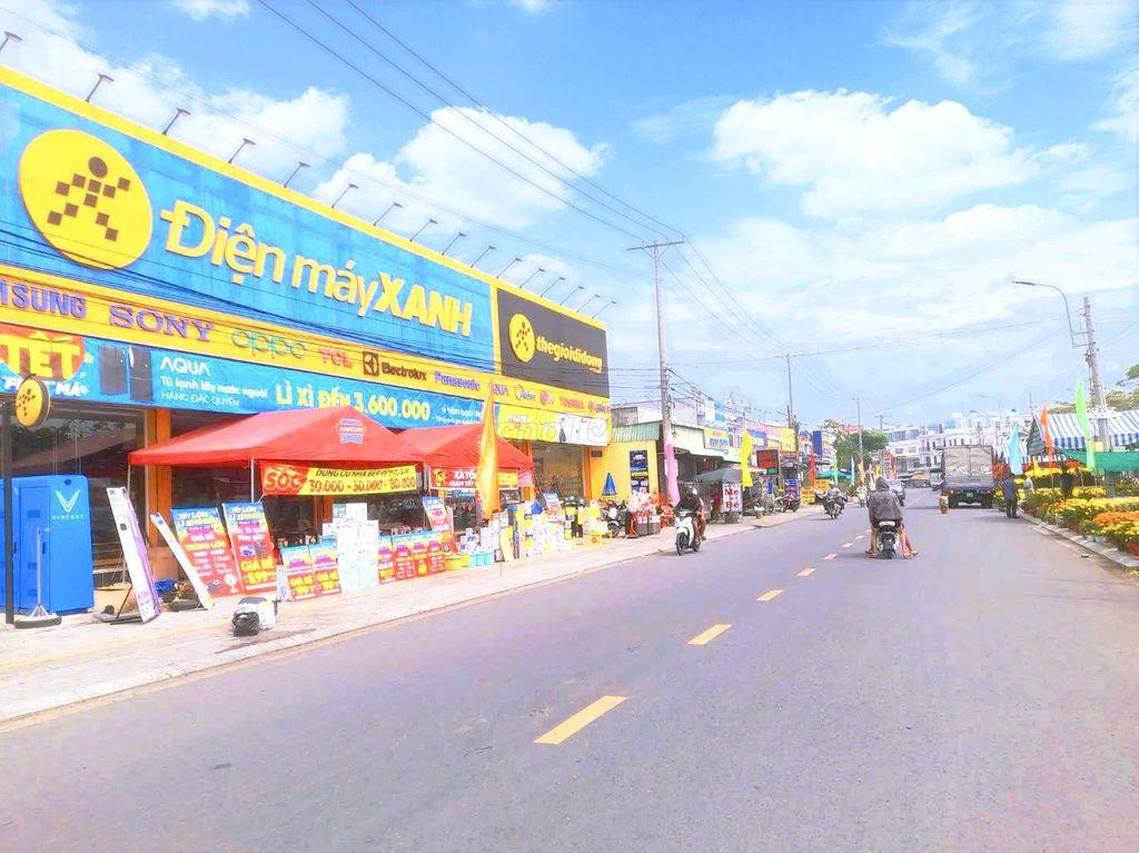 Đất xây nhà vườn làm kho, 1453m2 đất có 253m2 thổ, giá 2.2 tỷ