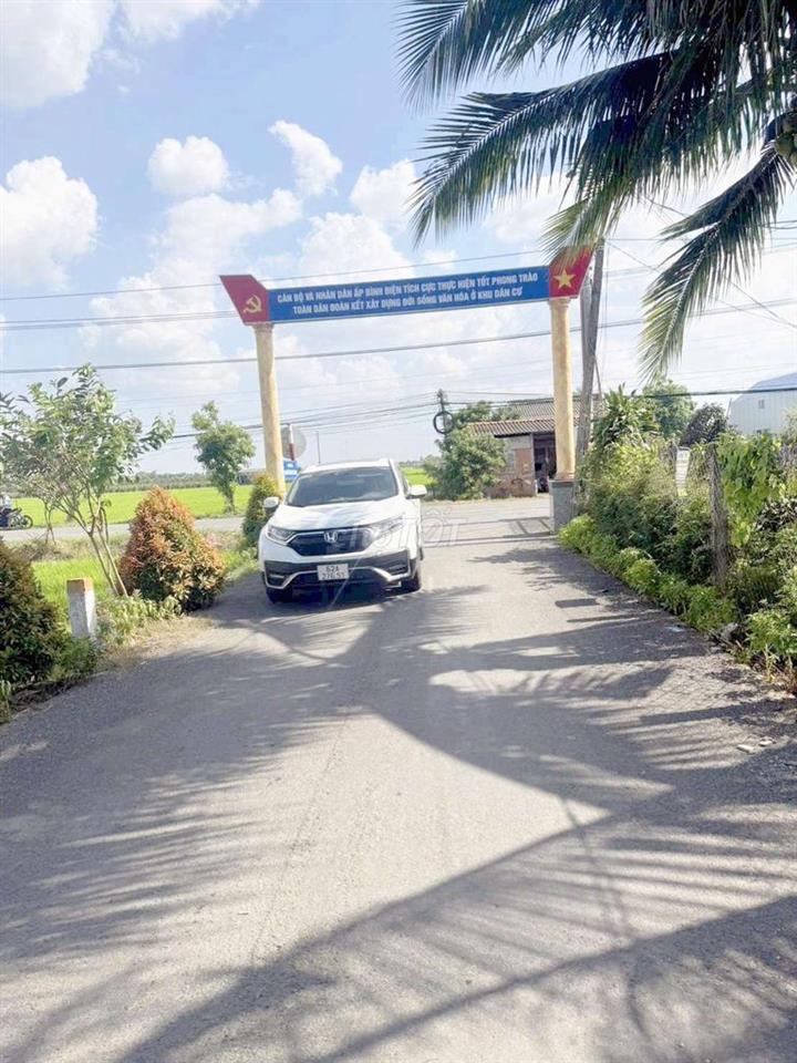Đất xây nhà vườn làm kho, 1453m2 đất có 253m2 thổ, giá 2.2 tỷ