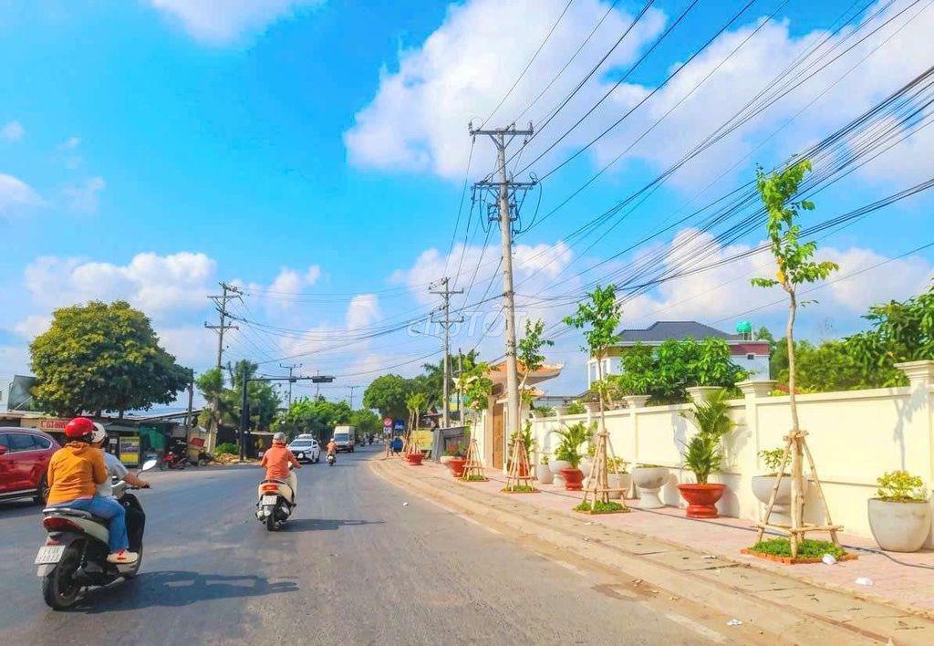 Hàng Vip, 135m² đất thổ đường nhựa Đăng Mỹ, 1.1 tỷ