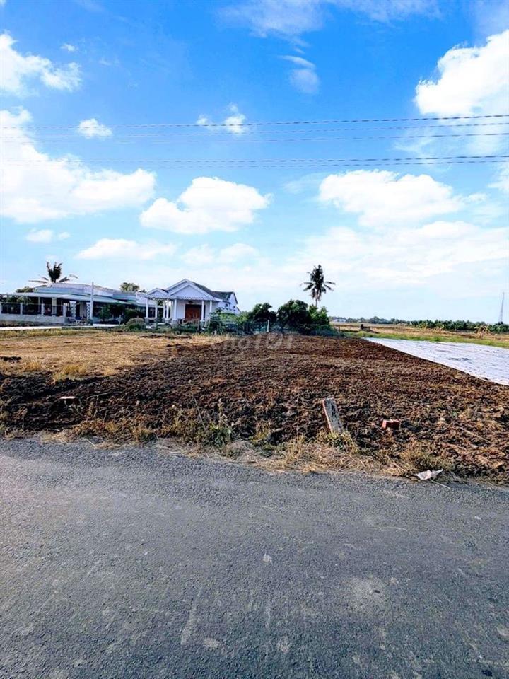 Hàng Vip, 135m² đất thổ đường nhựa Đăng Mỹ, 1.1 tỷ