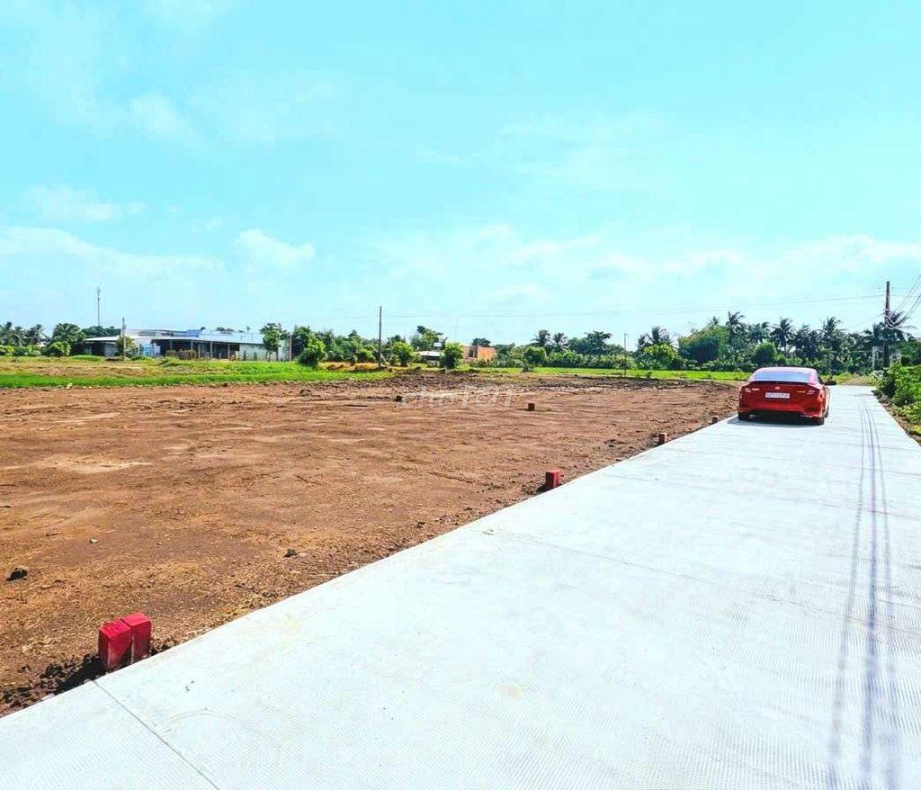 Hàng Vip, chỉ 699tr sở hữu 125m2 đất thổ view kênh
