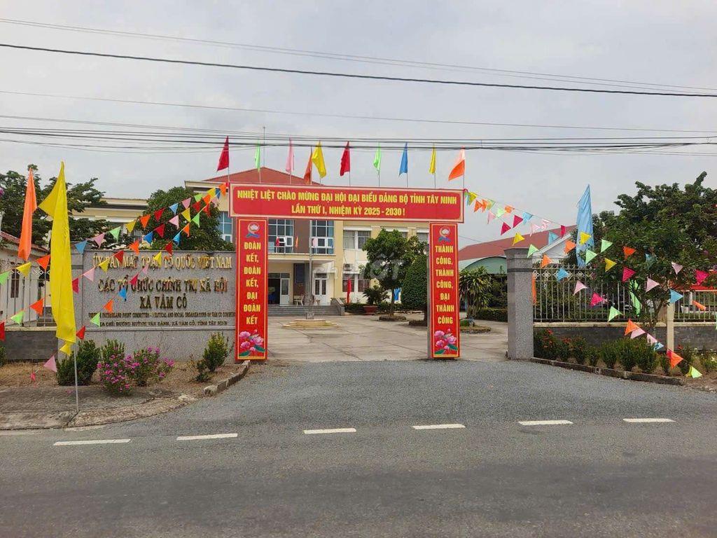 chỉ 490tr sở hữu 180m2 đất thổ đường ô tô Huỳnh văn Đảnh