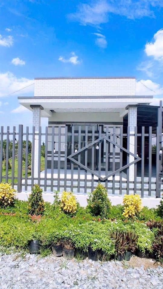 siêu phẩm, nhà vườn View Kênh góc 2 mặt tiền chỉ 2.5 tỷ