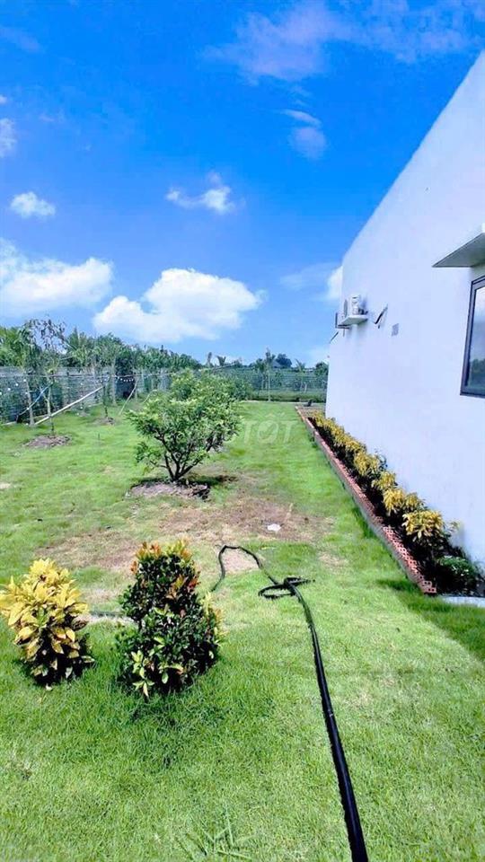siêu phẩm, nhà vườn View Kênh góc 2 mặt tiền chỉ 2.5 tỷ