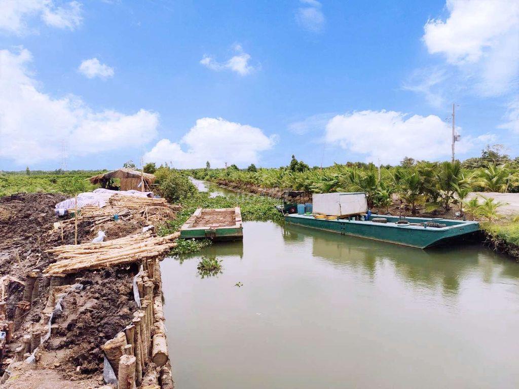 Siêu phẩm, chỉ 750tr sở hữu 795m2 đất thổ vườn View Kênh