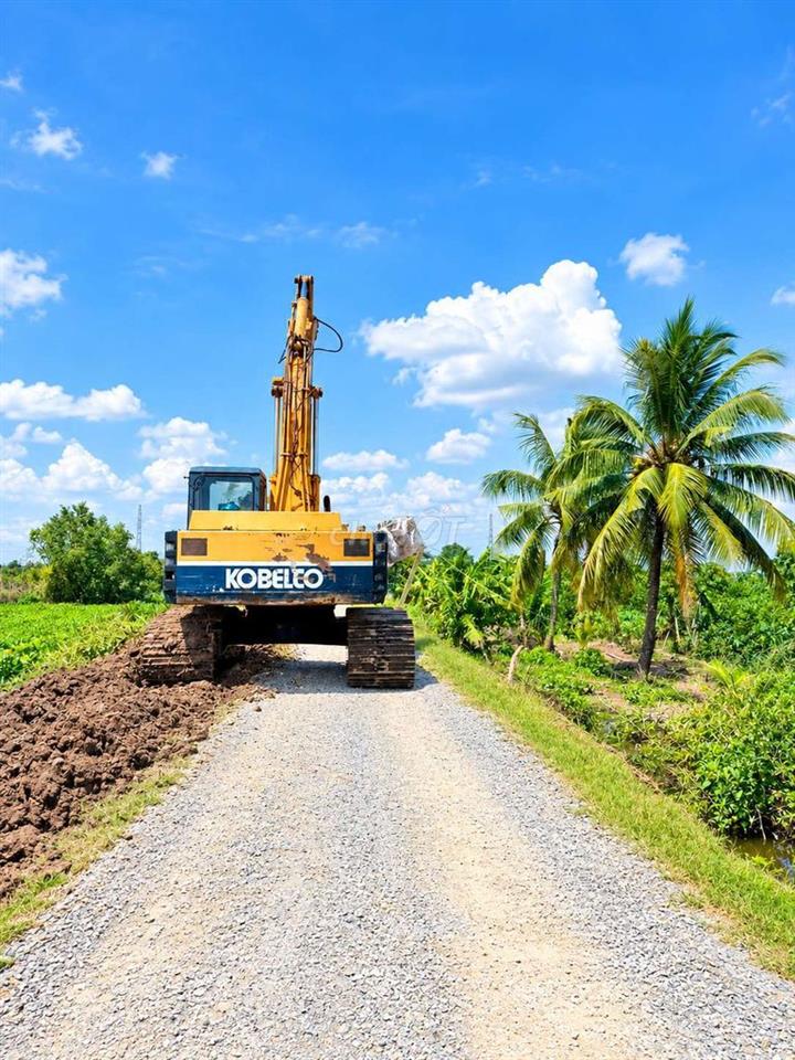 Siêu phẩm, chỉ 750tr sở hữu 795m2 đất thổ vườn View Kênh