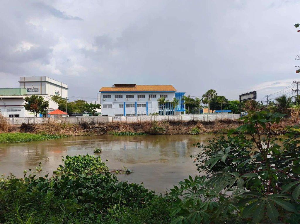 Hàng Vip, 376m2 đất full thổ cư 10x 37m chốt nhanh 500tr