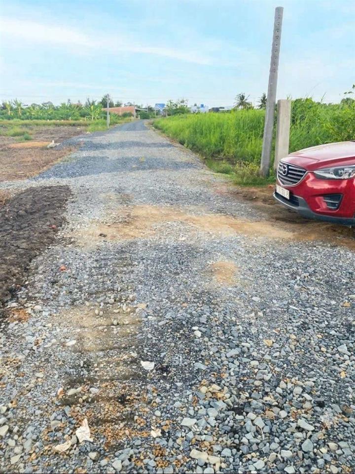 Chỉ 2.4 tỷ sở hữu 1583m2 đất có 400m2 thổ cư