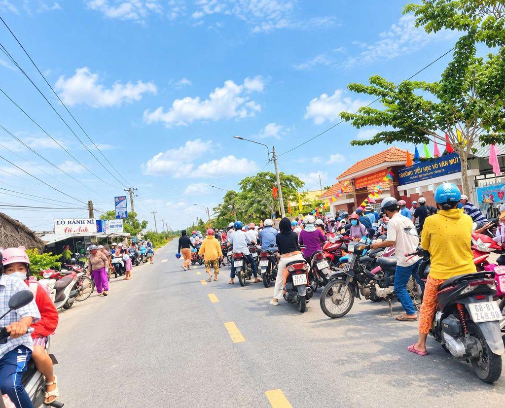 Đất siêu phẩm xây nhà vườn đối diện trường học Tân Trụ