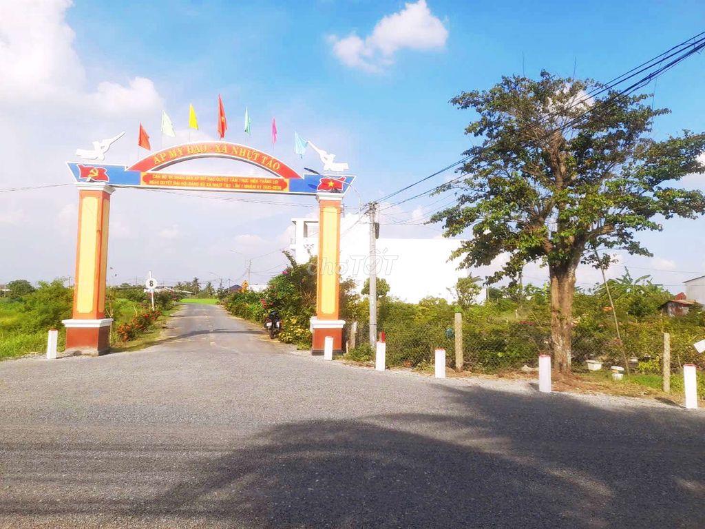 BÁN LỖ, 164m2 đất thổ đường nhựa Nguyễn Thị Lầu chỉ 770tr