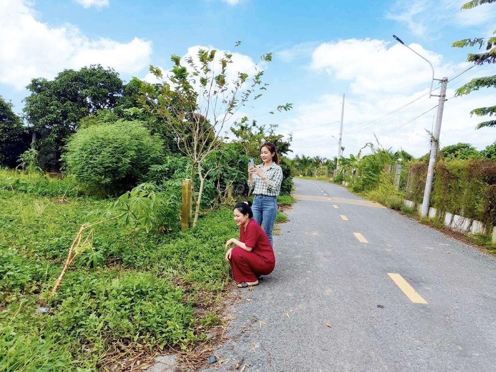 BÁN LỖ, 164m2 đất thổ đường nhựa Nguyễn Thị Lầu chỉ 770tr