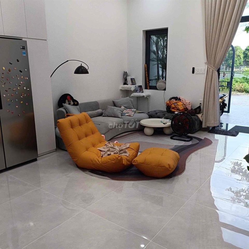 Cần bán căn nhà phố kdc Long Kim 2 ( kdc Hoàng Long cũ)