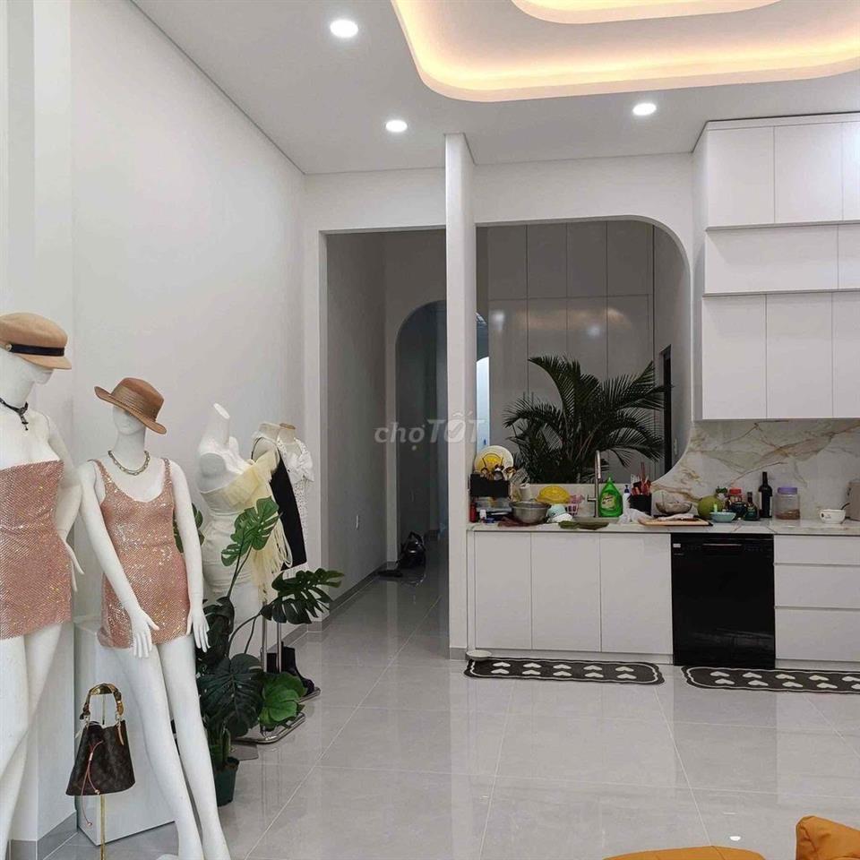 Cần bán căn nhà phố kdc Long Kim 2 ( kdc Hoàng Long cũ)