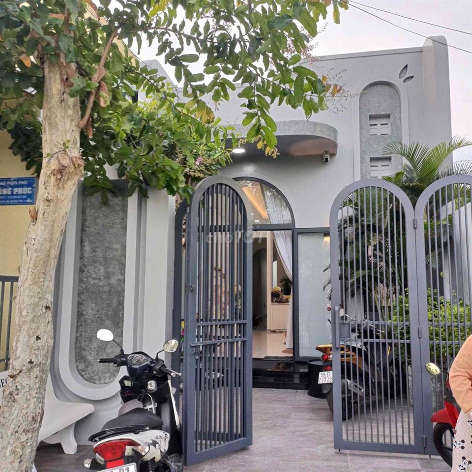 Cần bán căn nhà phố kdc Long Kim 2 ( kdc Hoàng Long cũ)
