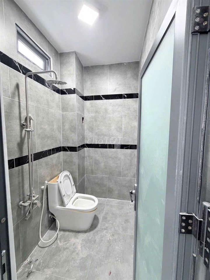 NHÀ HOÀN CÔNG CHỈ TỪ 1ty nhận nhà 
