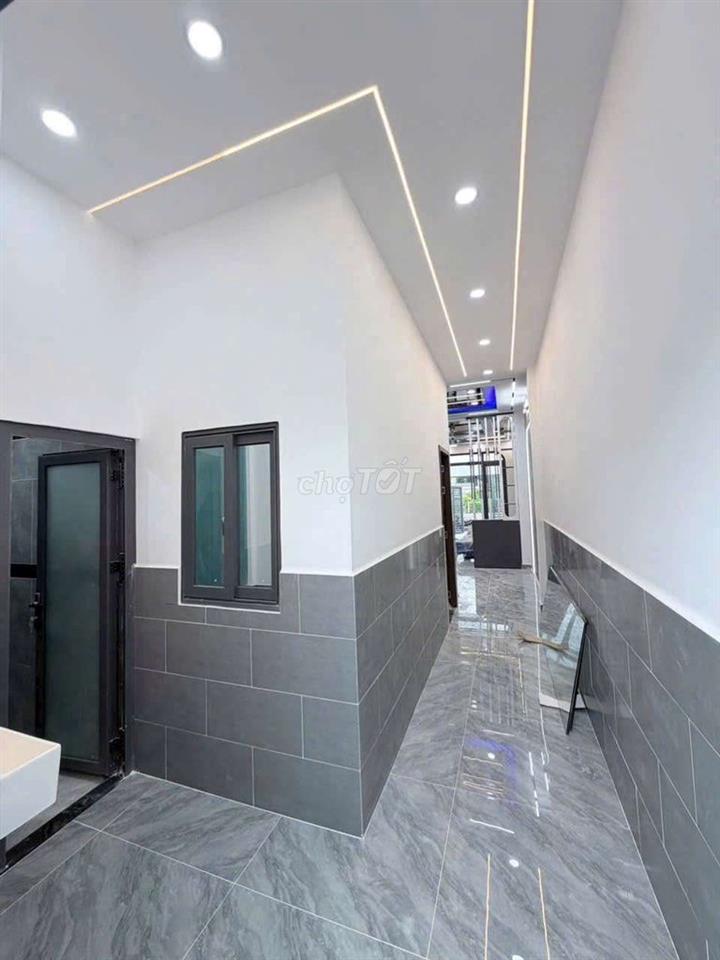NHÀ HOÀN CÔNG CHỈ TỪ 1ty nhận nhà 
